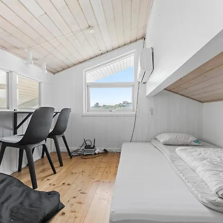 3 Bedroom Cozy In Ebeltoft